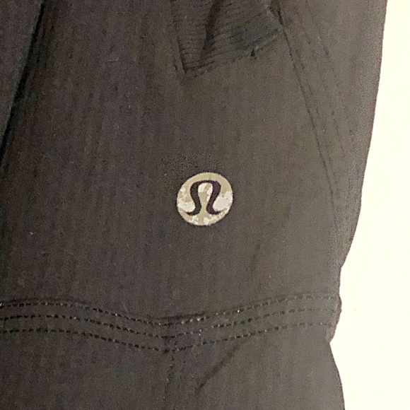 SOLD Lululemon Black Adjustable Dance Studio Pant - Picture 8 of 8